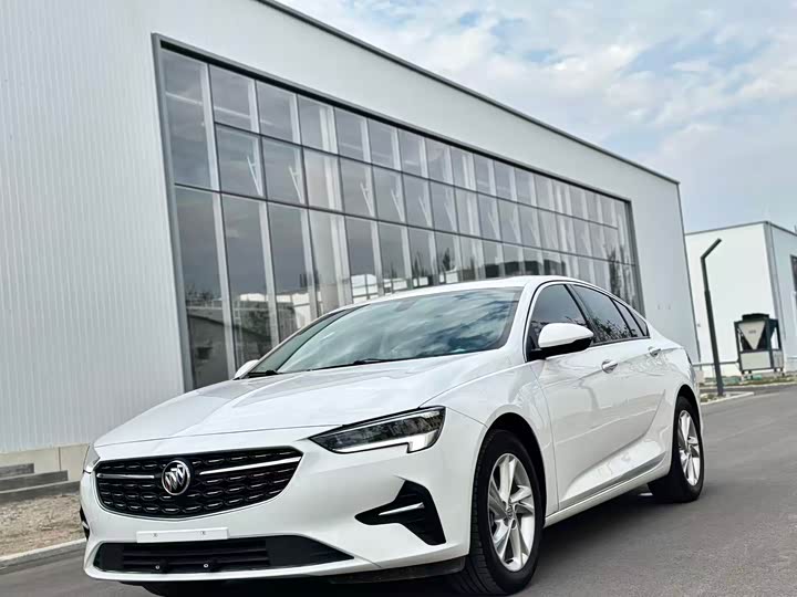 Фото 1 - Buick Regal