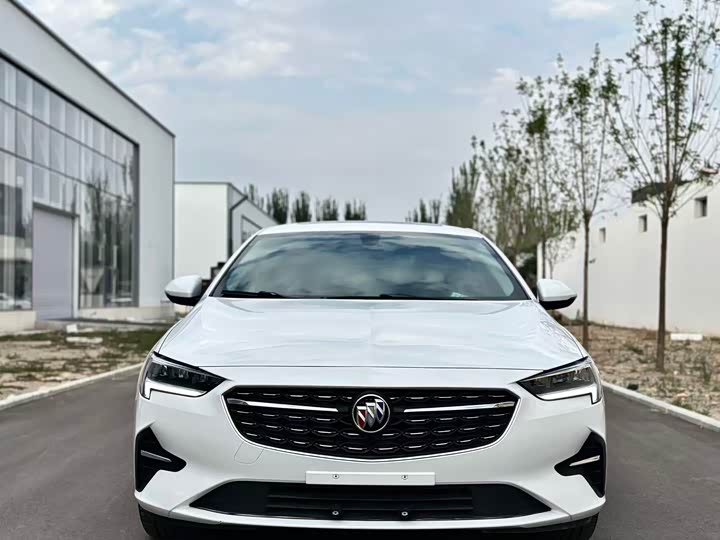 Фото 2 - Buick Regal