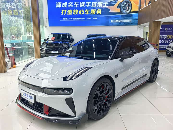 Фото 1 - Zeekr 001 FR