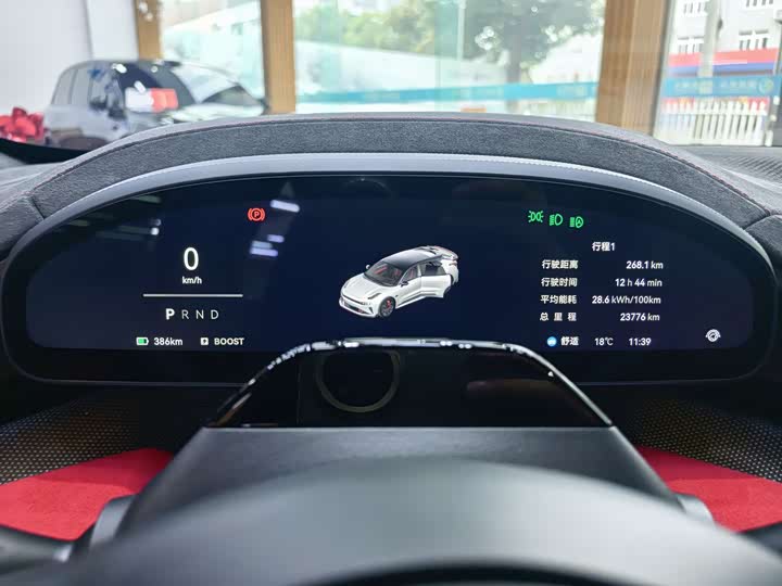 Фото 10 - Zeekr 001 FR