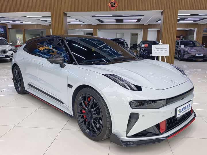 Фото 3 - Zeekr 001 FR