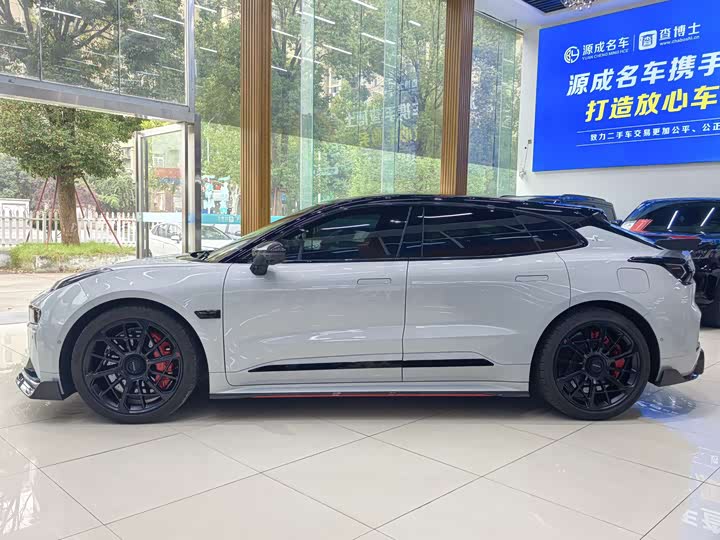 Фото 5 - Zeekr 001 FR