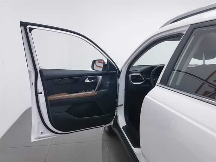 Фото 8 - Kia Sportage GT-line