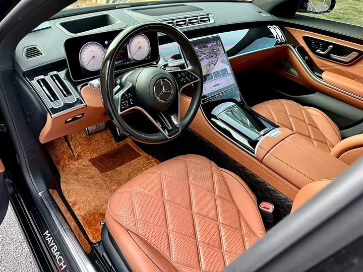 Фото 6 - Mercedes-Benz Maybach S-Class