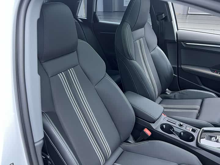 Фото 21 - Audi A3