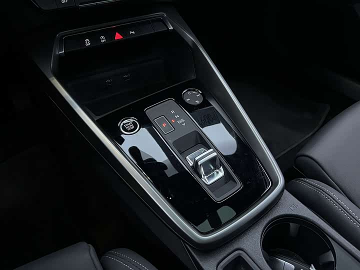 Фото 9 - Audi A3