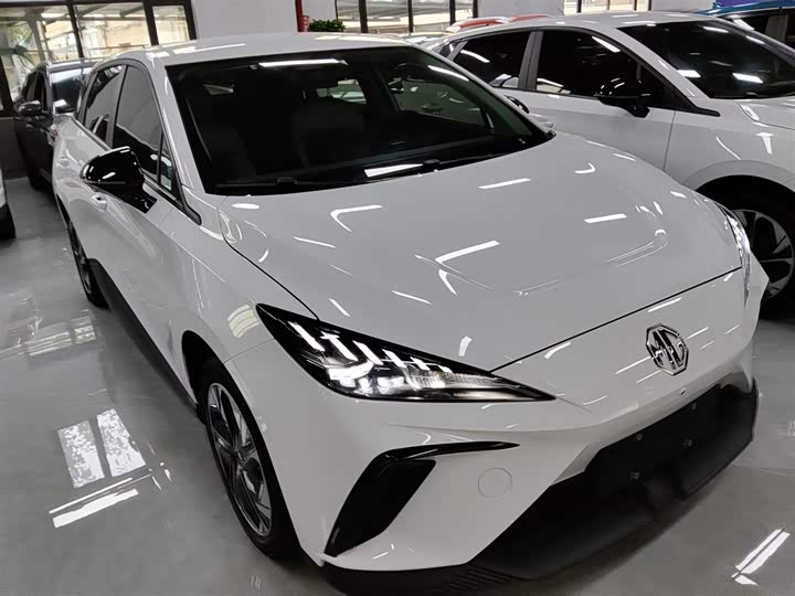 Фото 4 - MG Motor 4 EV