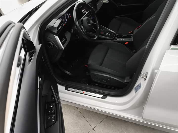 Фото 16 - Audi A3