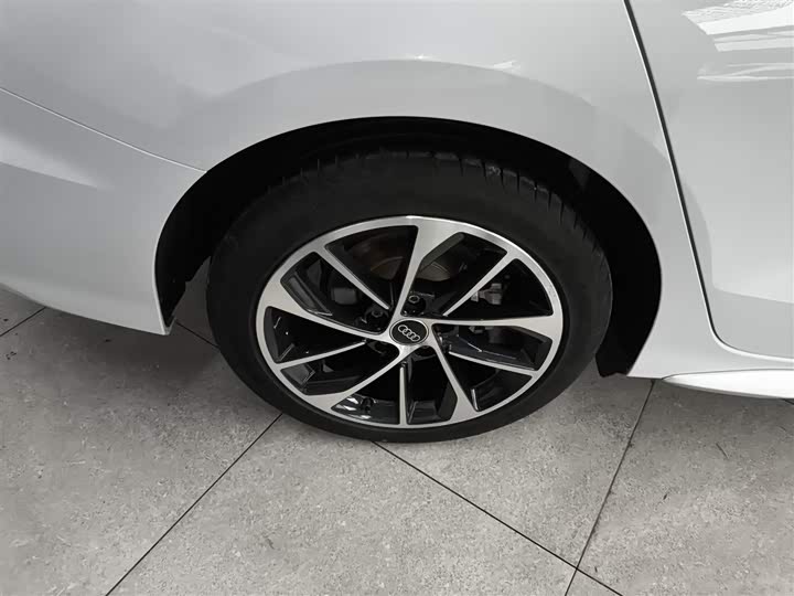 Фото 26 - Audi A3