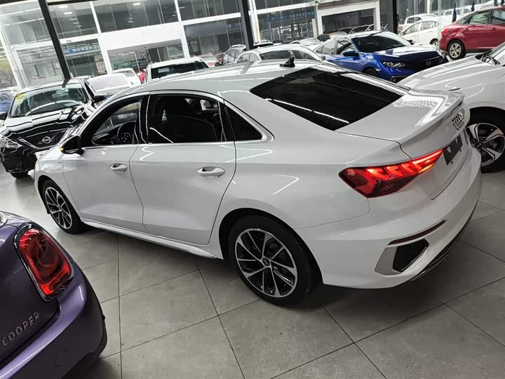 Фото 5 - Audi A3