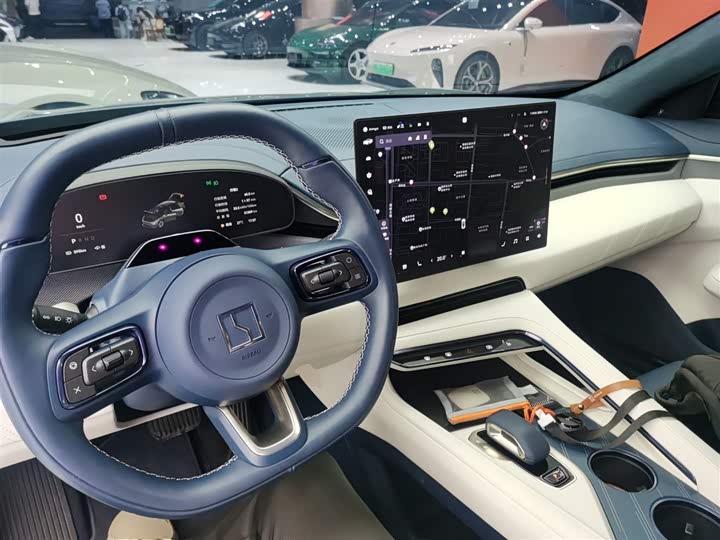 Фото 10 - Zeekr 001