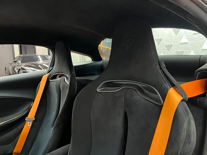 Фото 8 - McLaren Artura