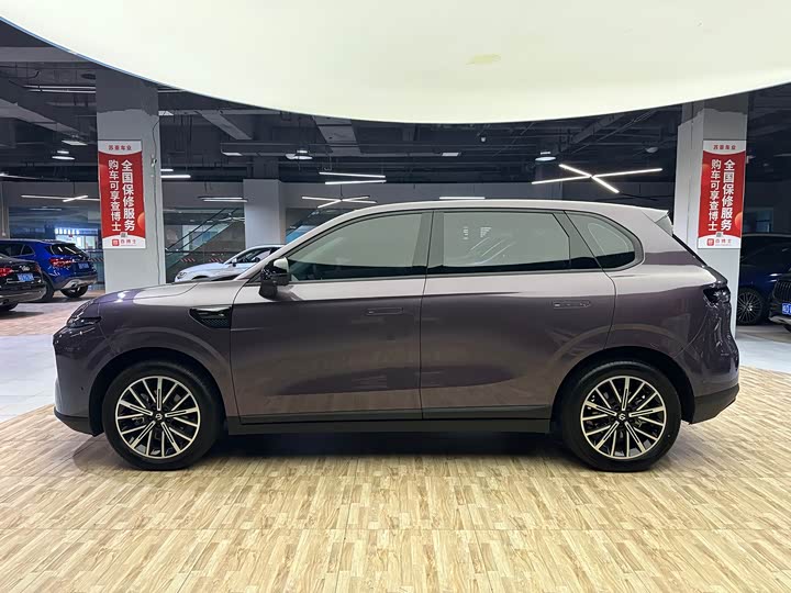 Фото 2 - Leapmotor B10