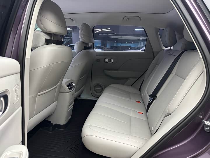 Фото 5 - Leapmotor B10