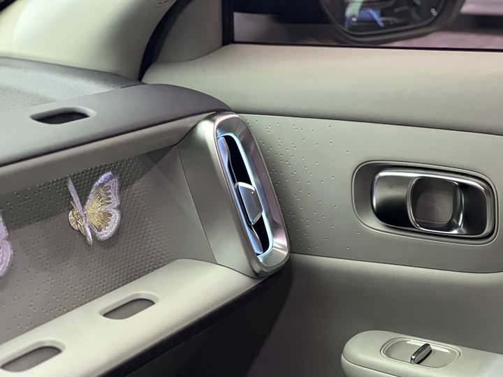 Фото 9 - Leapmotor B10