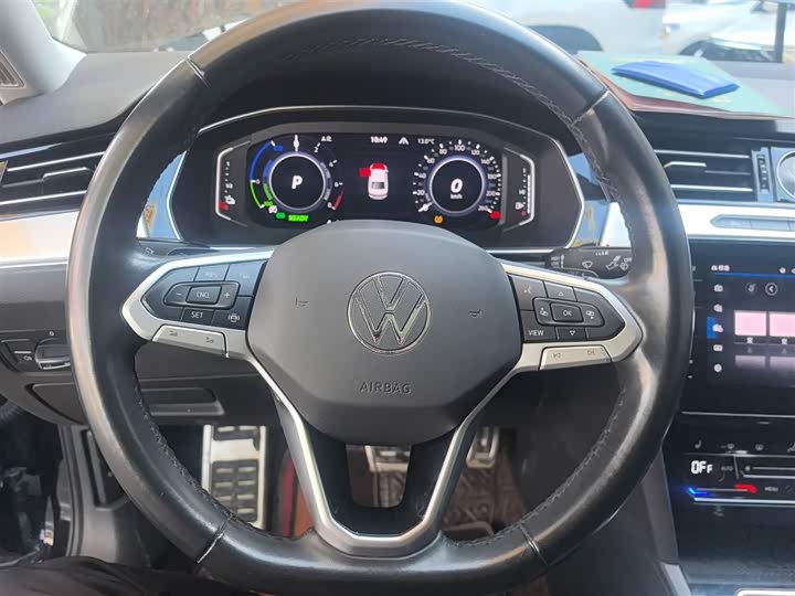 Фото 11 - Volkswagen Magotan GTE Hybrid