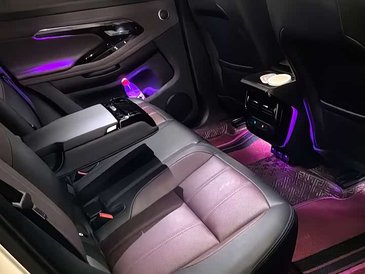 Фото 8 - Land Rover Range Rover Evoque L