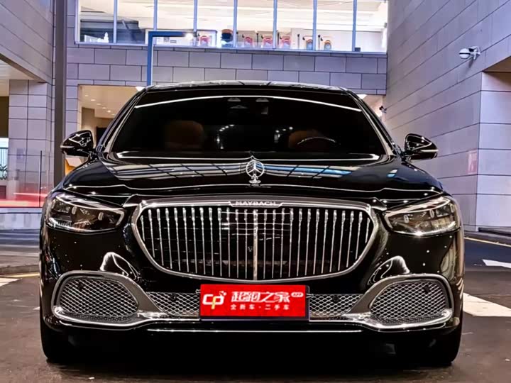 Фото 2 - Mercedes-Benz Maybach S-Class