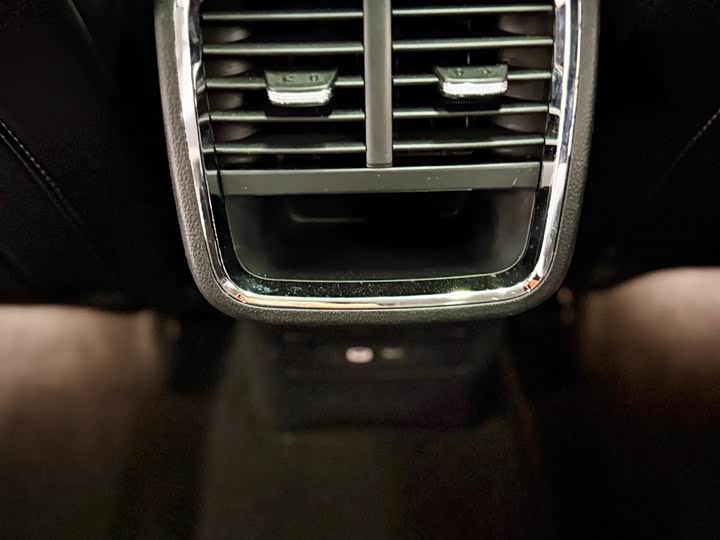 Фото 14 - Skoda Octavia Pro