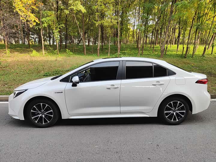 Фото 4 - Toyota Levin