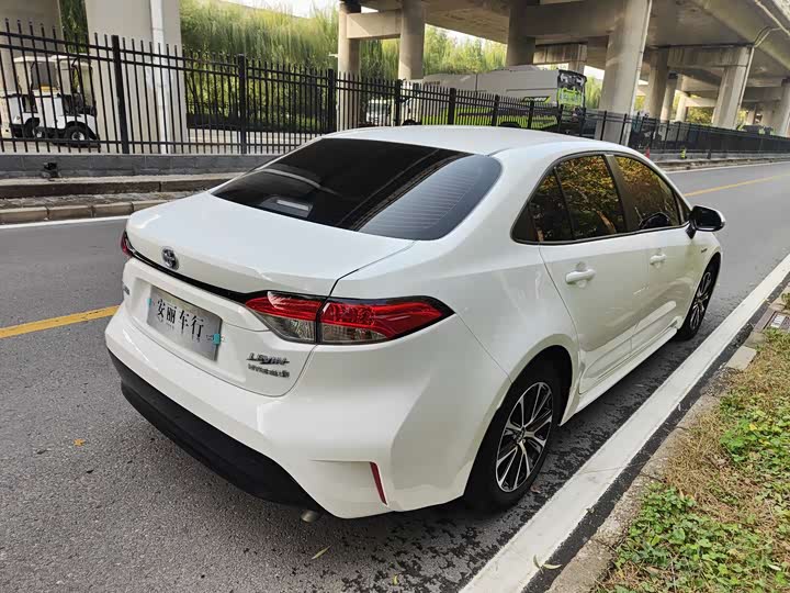 Фото 7 - Toyota Levin