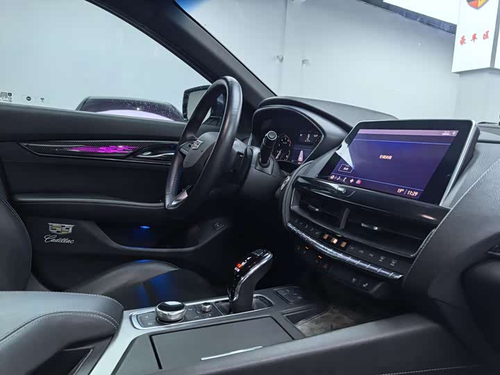 Фото 14 - Cadillac CT5