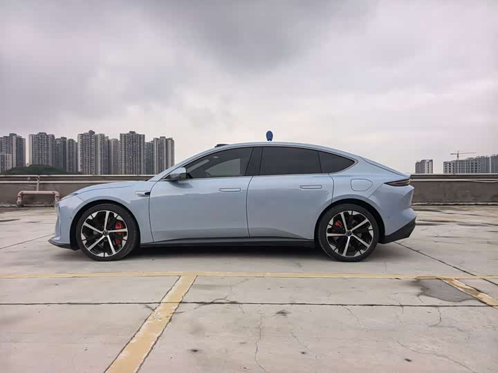 Фото 3 - Nio ET5