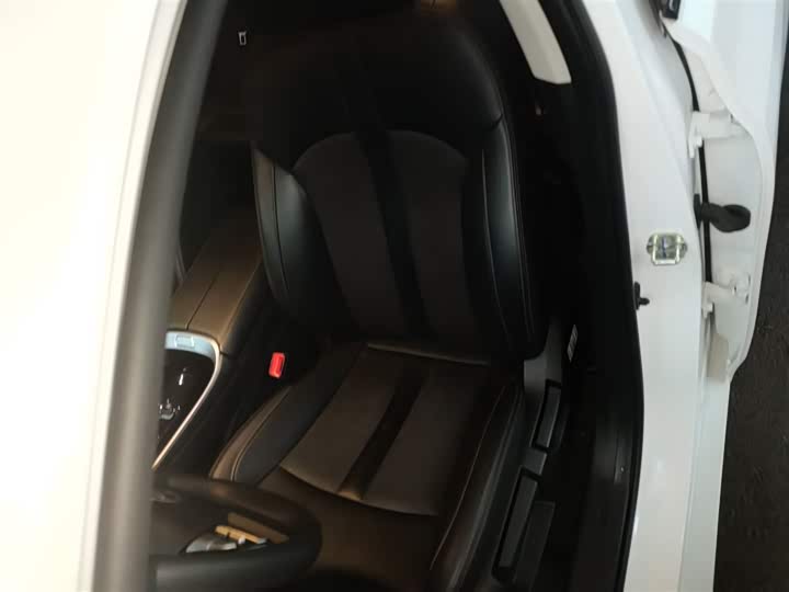 Фото 15 - GAC Aion S