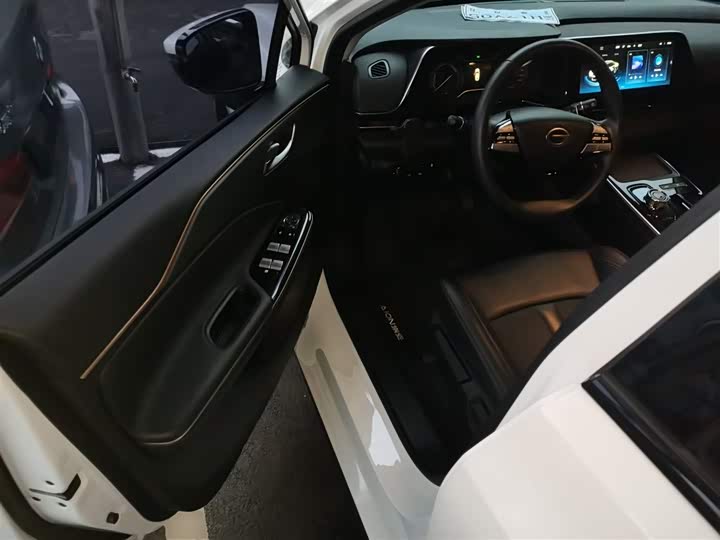 Фото 16 - GAC Aion S