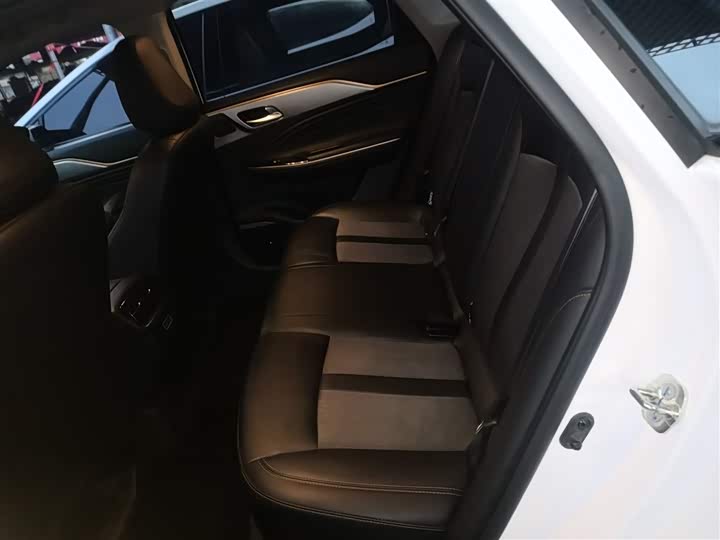 Фото 17 - GAC Aion S