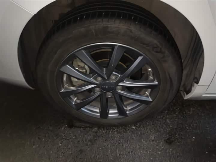 Фото 26 - GAC Aion S