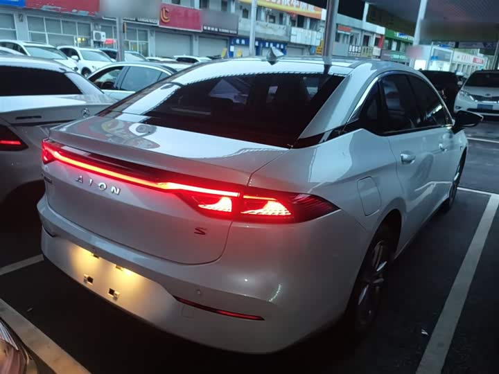 Фото 7 - GAC Aion S