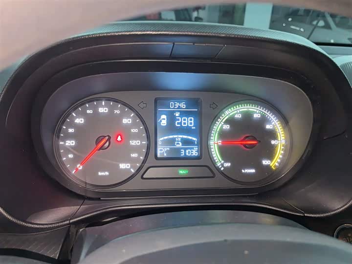 Фото 12 - Roewe Clever