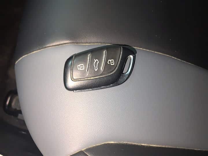 Фото 9 - Roewe Clever