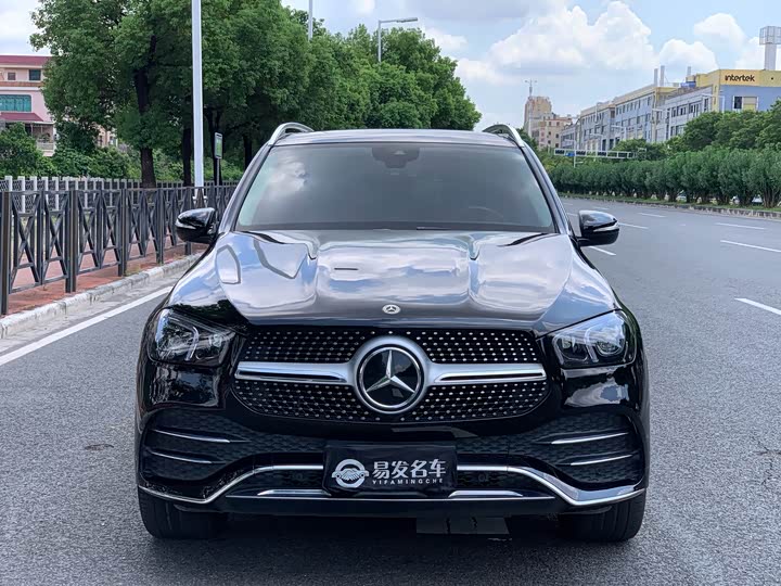 Фото 1 - Mercedes-Benz GLE-Class
