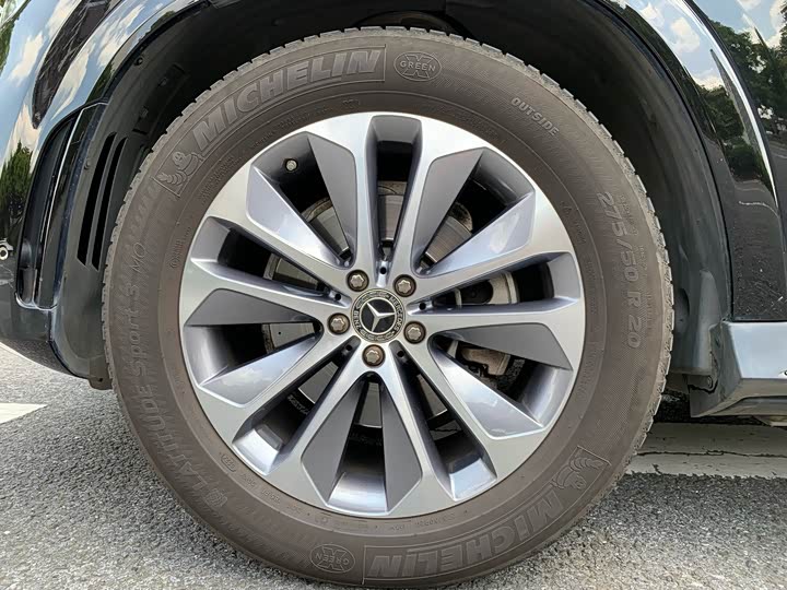 Фото 11 - Mercedes-Benz GLE-Class