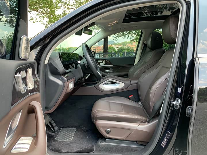 Фото 14 - Mercedes-Benz GLE-Class