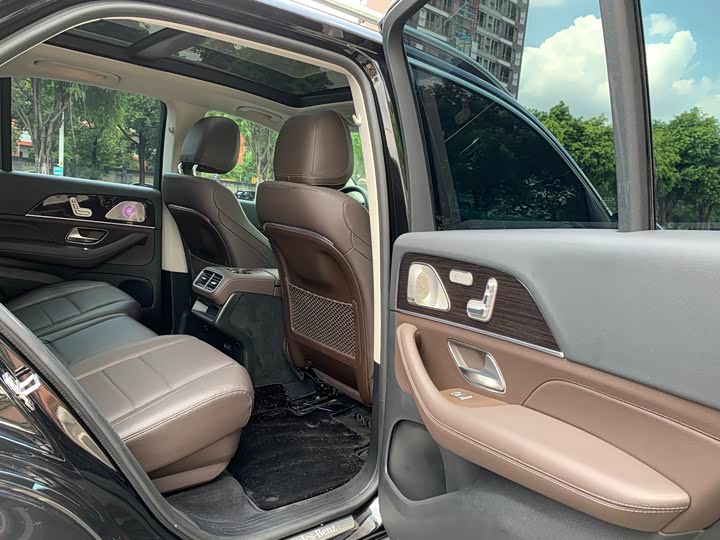 Фото 17 - Mercedes-Benz GLE-Class