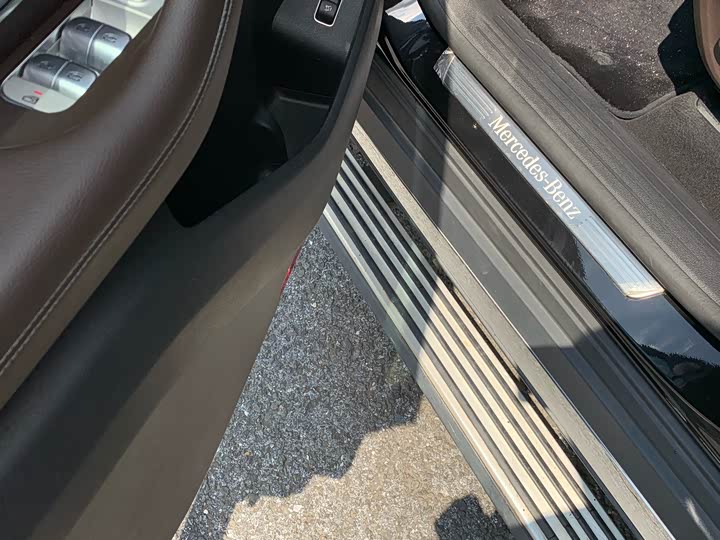 Фото 27 - Mercedes-Benz GLE-Class