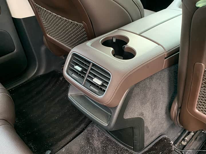 Фото 33 - Mercedes-Benz GLE-Class