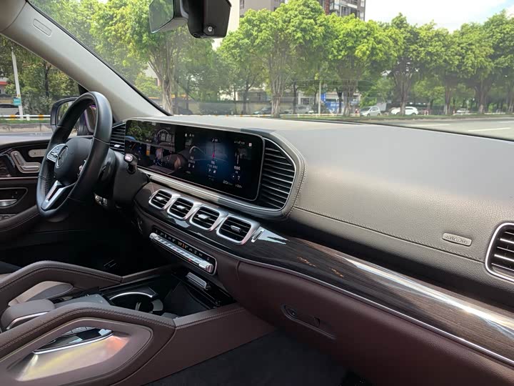 Фото 34 - Mercedes-Benz GLE-Class