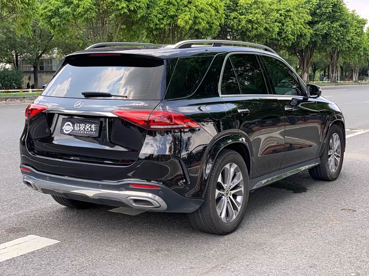 Фото 4 - Mercedes-Benz GLE-Class