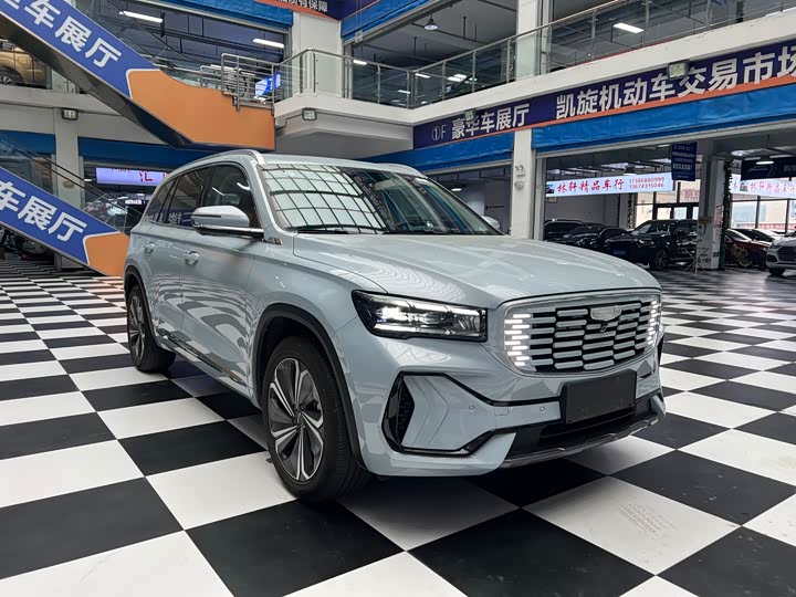 Фото 3 - Geely Monjaro