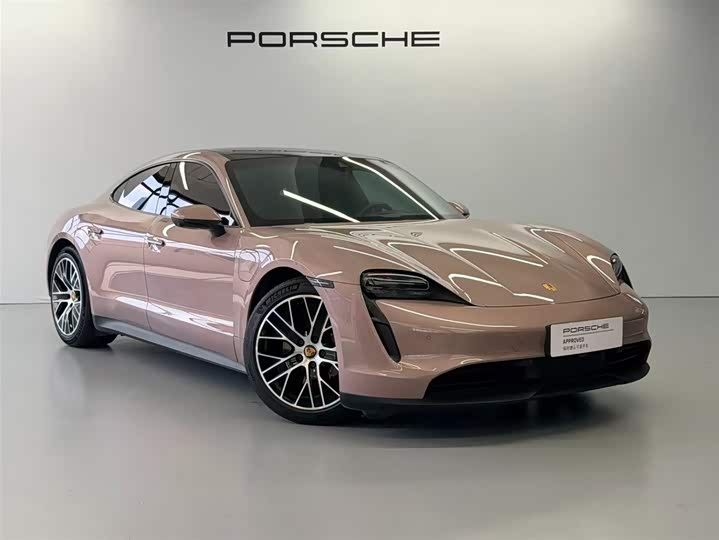 Фото 6 - Porsche Taycan