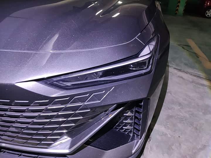 Фото 24 - Changan UNI-V