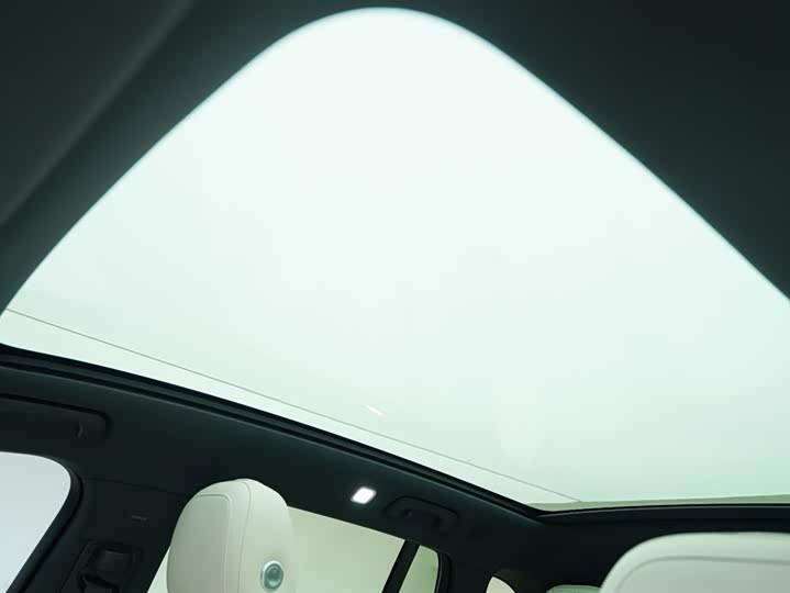 Фото 12 - LiXiang L6