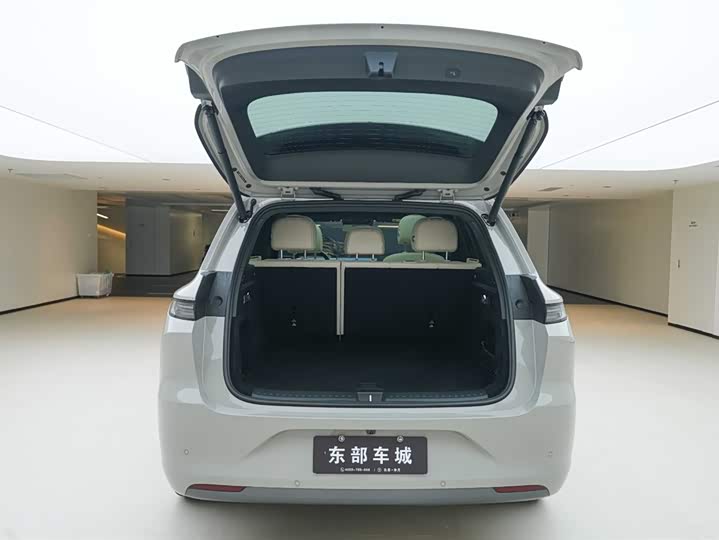 Фото 6 - LiXiang L6