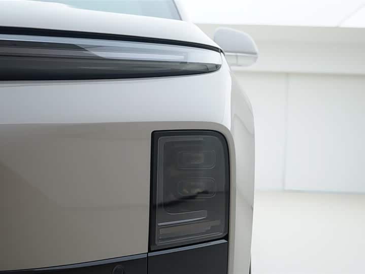 Фото 8 - LiXiang L6