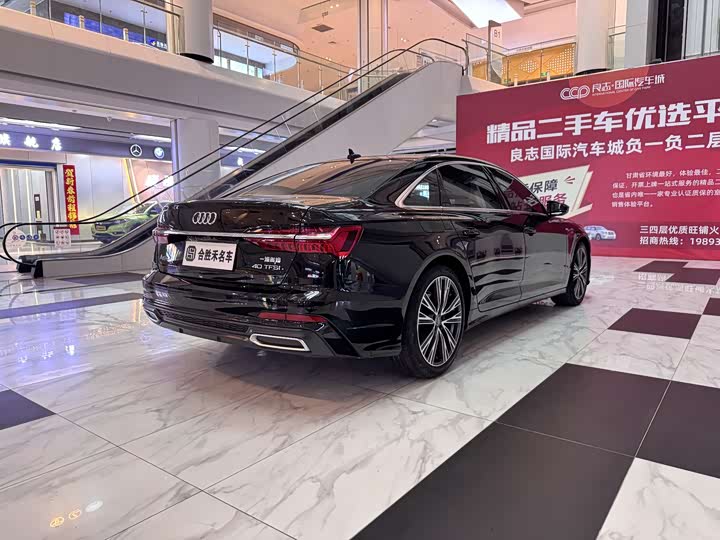 Фото 8 - Audi A6L