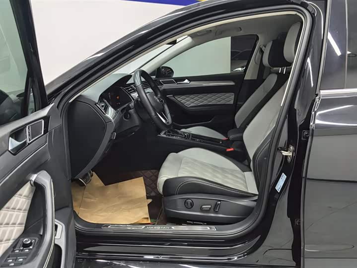 Фото 9 - Volkswagen Magotan